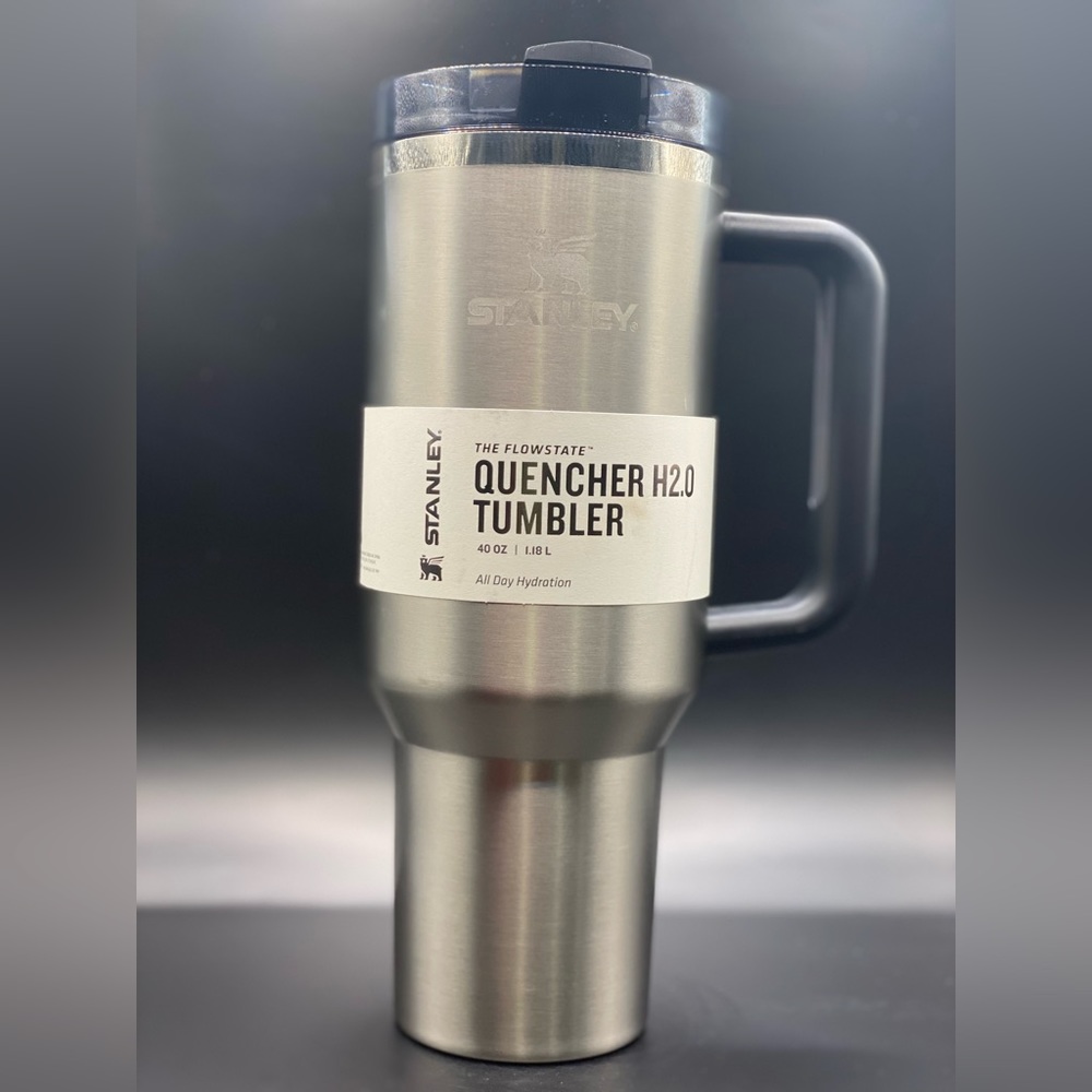 Stanley 40oz 2.0 Tumbler in WANNABE OG STAINLESS